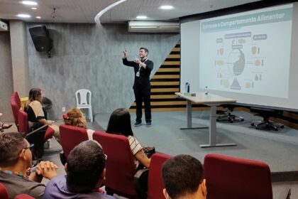 Prefeitura qualifica profissionais de Educação Física para atenção a usuários obesos e pós-bariátricos