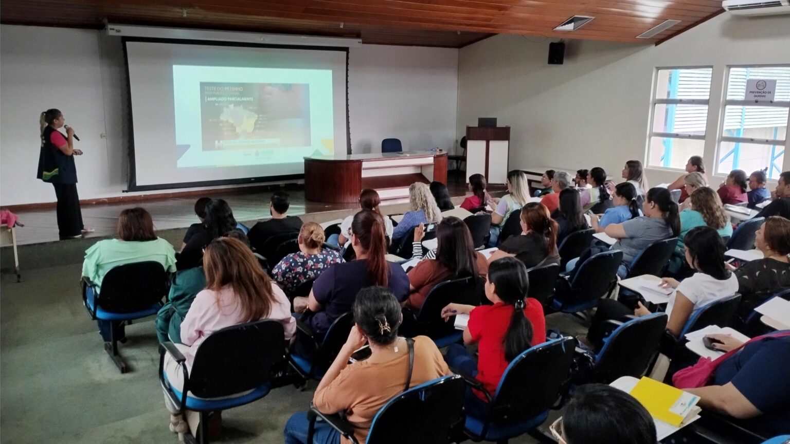 Capacitação com foco no teste do pezinho