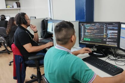 Prefeitura nomeia programadores de computador aprovados no concurso público da Semsa