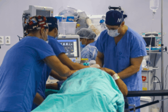 Hospital Delphina Aziz alcança a marca de 200 transplantes renais realizados, triplicando a oferta do procedimento no estado