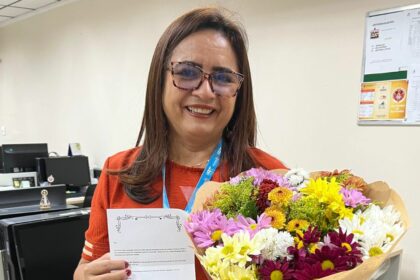 Servidora Ana Cláudia Ayres celebra 40 anos de dedicação à Câmara Municipal de Manaus
