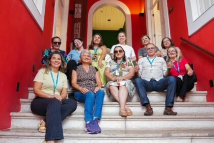 Servidores da CMM visitam antiga sede da Casa Legislativa em momento de resgate histórico