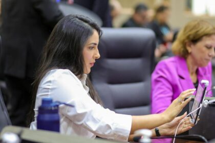 Thaysa Lippy propõe programa de teleatendimento em Manaus para população idosa