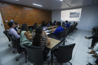 Governo do Amazonas apresenta soluções de moradia definitivas às famílias do Monte Horebe