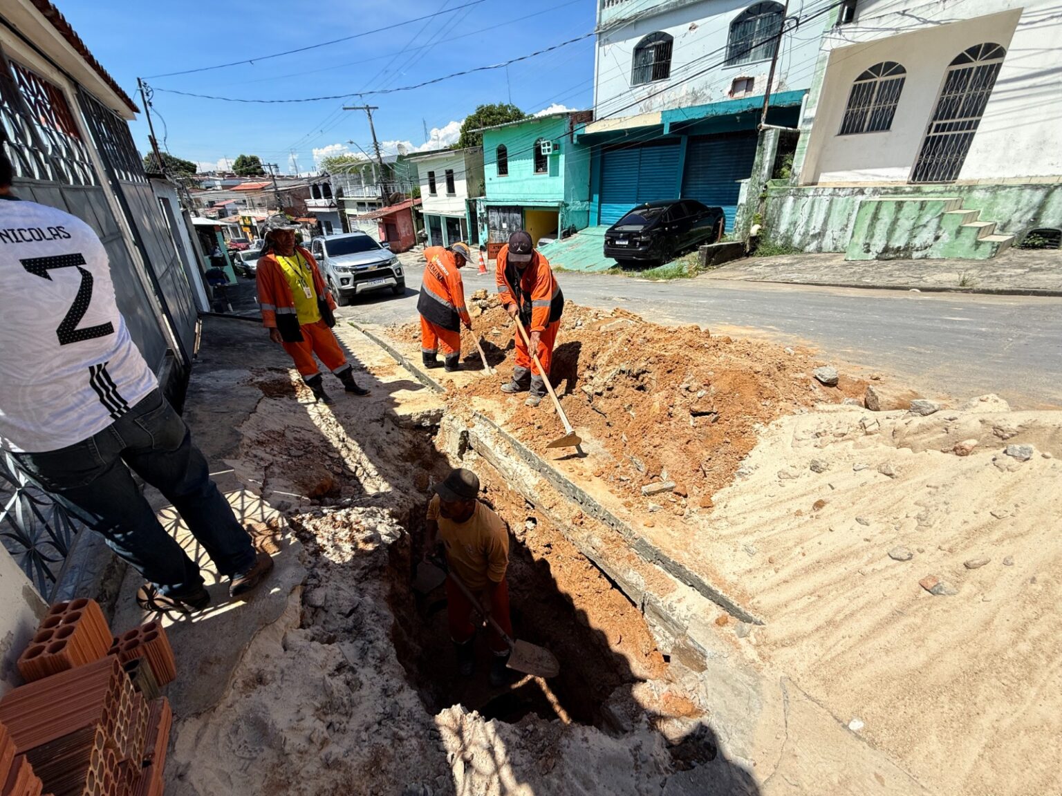Recuperação de rede de drenagem profunda no bairro Petrópolis