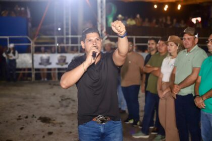 Mário César Filho participa da ‘Feira do Queijo’ em Autazes e defende regularização fundiária para agricultores