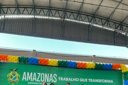 Governo do Amazonas entrega mais de R$ 1,1 milhão a agricultores do interior o estado