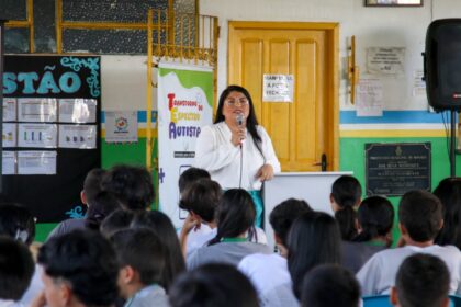 Prefeitura de Manaus realiza palestra da ‘OAB vai à Escola’ com estudantes da zona Norte