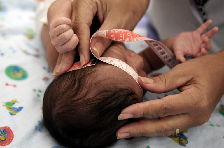 Promulgada lei que prevê pagamento de pensão vitalícia a vítimas do Zika vírus