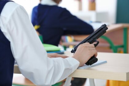 Nova lei aumenta penas para crimes cometidos em escolas