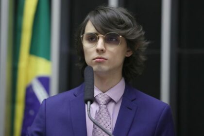Comissão aprova novas regras sobre o uso do cordão de quebra-cabeça como símbolo do autismo