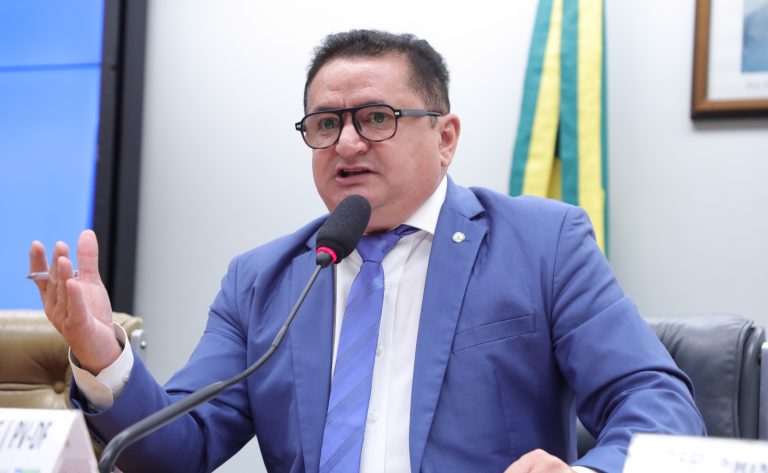 Comissão aprova exigência de prova física em concurso público adaptada a pessoa com deficiência