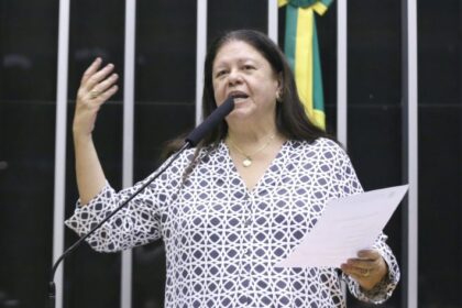 Comissão debate implementação da lei que instituiu a parentalidade positiva