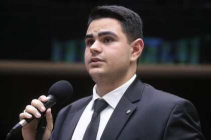 Comissão aprova inclusão de mototaxista e motoboy em políticas públicas de mobilidade urbana