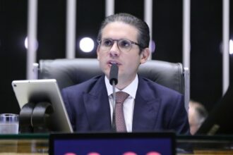 Motta agradece apoio após gestão ser bem avaliada por deputados em pesquisa