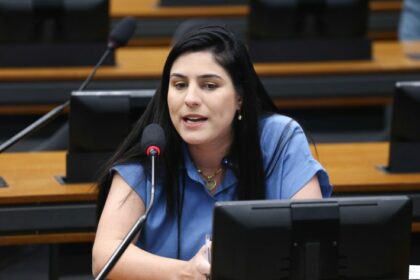 Comissão aprova possibilidade de adoção por família acolhedora ou por padrinhos