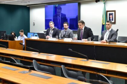 Debatedores apresentam sugestões para projeto sobre provas digitais em investigações