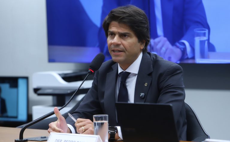 Grupo de trabalho debate hoje reforma administrativa com ministra da Gestão e governador do RS