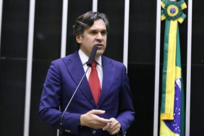 Câmara aprova projeto que cria a Estratégia Nacional de Saúde; acompanhe