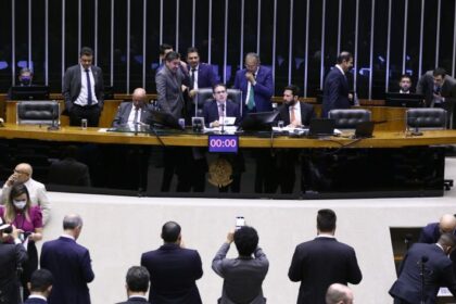 Câmara aprova criação do grupo parlamentar Brasil-Vaticano