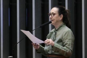 Câmara aprova criação do cadastro nacional de pessoas com doença de Alzheimer e outras demências
