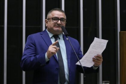 Comissão aprova criação de cartão material escolar para estudantes da rede municipal