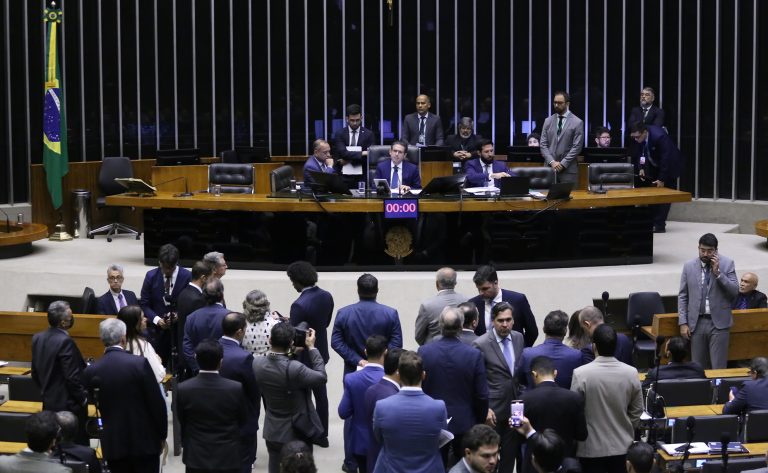 Câmara decide que projeto sobre crimes de trabalho escravo será votado em Plenário