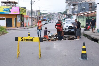 Lixo causa rompimento de drenagem e cratera no Nova Cidade