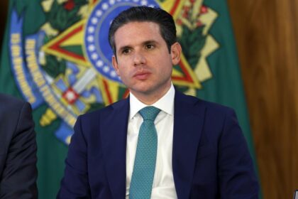 Motta afirma que isenção do IR para salários de até R$ 5 mil deve ir ao Plenário nos próximos dias