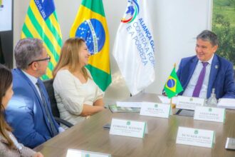 Governo do Amazonas solicita crédito extraordinário ao Ministério do Desenvolvimento e Assistência Social para enfrentamento da estiagem