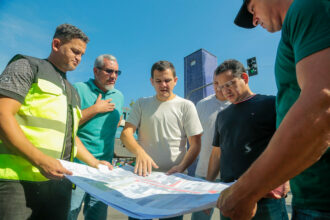 Prefeitura inicia demolição de passarela na Torquato Tapajós para construir nova estrutura com elevadores e padrão de rodovia