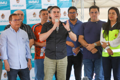 Prefeito David Almeida marca nova fase na mobilidade urbana com entrega de mais 20 ônibus modernos em Manaus