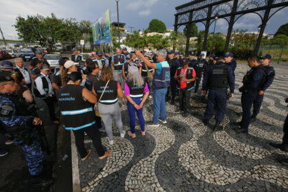 Prefeitura de Manaus intensifica fiscalização e realiza abordagens educativas durante ação do ‘Mutirão no Bairro’ no Centro