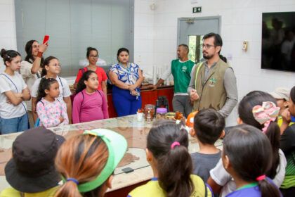 Estudantes participam de trilha ambiental no Soka Amazônia