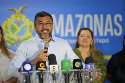 Governador Wilson Lima leva padrão Delphina ao HPS Platão Araújo e apresenta balanço do primeiro mês de novo modelo de gestão com aumento de 49% das cirurgias
