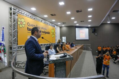 Assembleia Legislativa do Amazonas sai na frente em defesa de crianças e adolescentes na internet