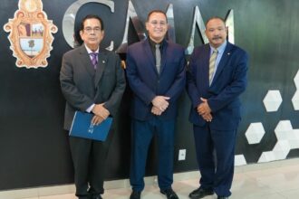 Câmara Municipal de Manaus recebe embaixador de El Salvador