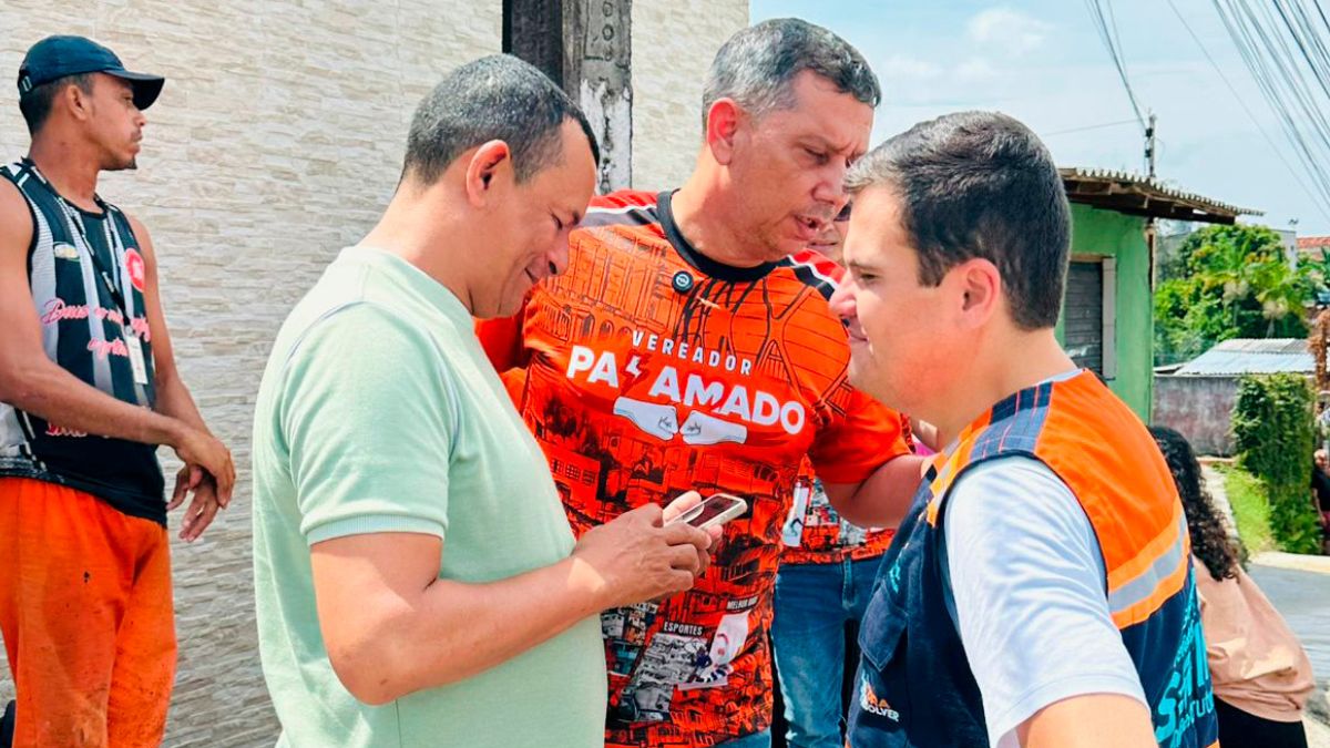 Carlos Pai Amado fiscaliza ‘Mutirão no Bairro’ ao lado do vice-prefeito de Manaus