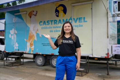 Castramóvel em Rio Preto da Eva: Deputada Joana Darc anuncia agendamento presencial para castração de animais no município