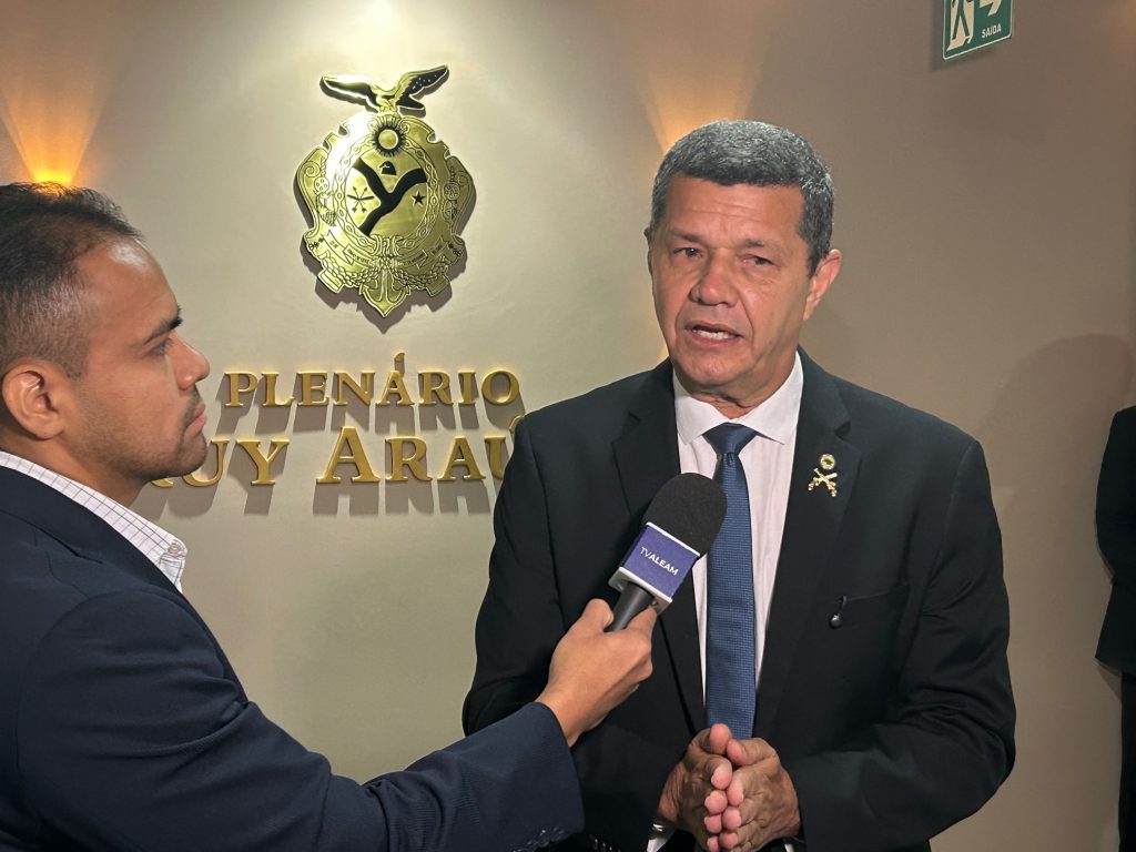 Comandante Dan propõe realização de caravana de ônibus com destino à Brasília