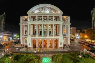 Noite de encontros e ritmos marca segunda apresentação do Green Jazz no Teatro Amazonas