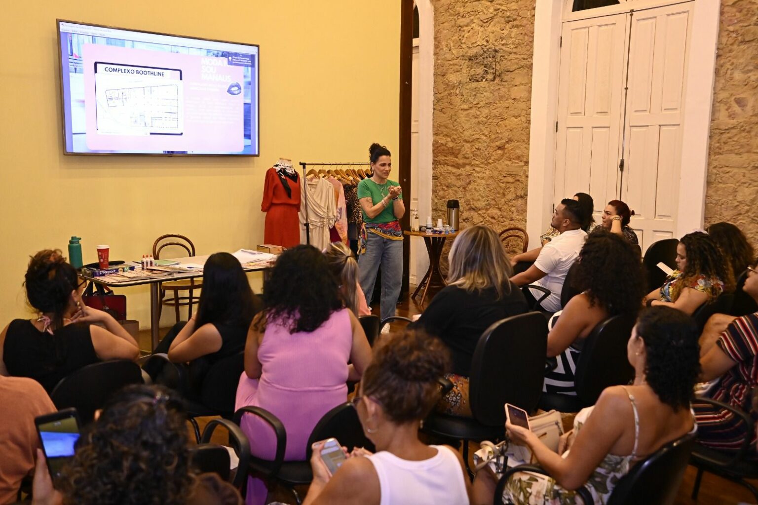 Curso de figurino encerra programação formativa do #SouManaus