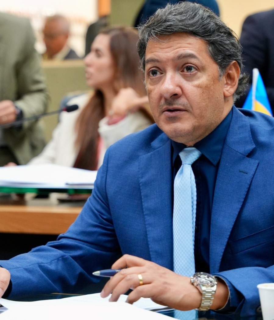 Deputado Felipe Souza destaca leis em defesa das mulheres no ‘Agosto Lilás’