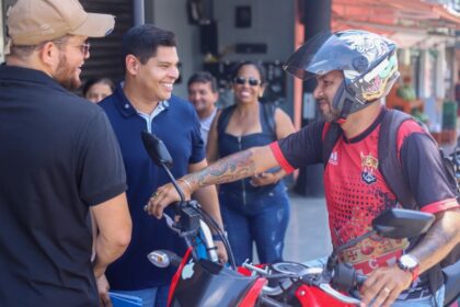 Deputado Mário César Filho realiza caminhada de prestação de contas no Coroado, zona Leste de Manaus