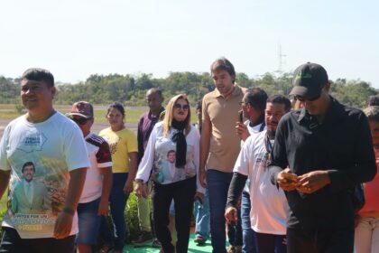 Deputado Thiago Abrahim visita Manicoré e entrega R$ 300 mil em emendas para beneficiar comunidades ribeirinhas