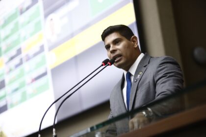 Deputados da Aleam debatem direitos e dificuldades enfrentadas por autistas no Amazonas