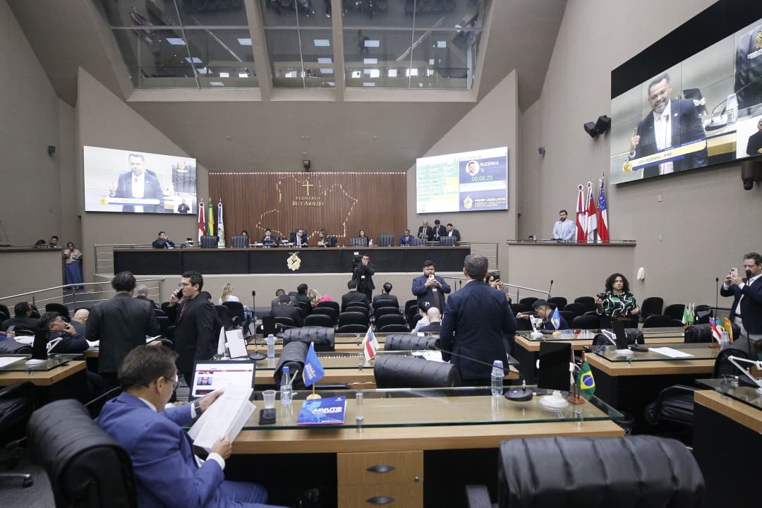 Deputados estaduais destacam portos e violência contra mulheres durante sessão na Aleam