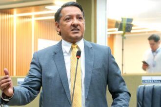 Em defesa das mulheres Aprovado Projeto de Lei do deputado Felipe Souza que garante defesa pessoal com armas de eletrochoque