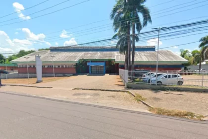 Defesa do Consumidor: Saiba quando procurar o Procon e quando buscar a Decon