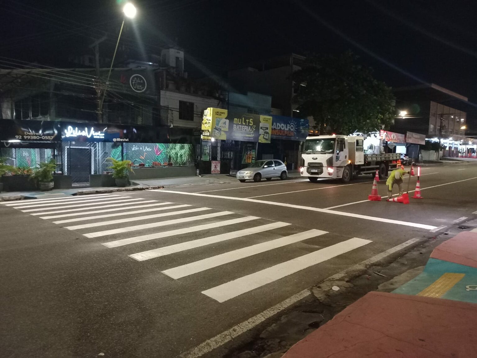 Prefeitura segue com a implantação e revitalização de sinalização viária em Manaus